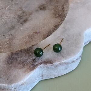 FLAW Estate Genuine Jade with 14k Yellow Gold Ear-wires Stud Earrings